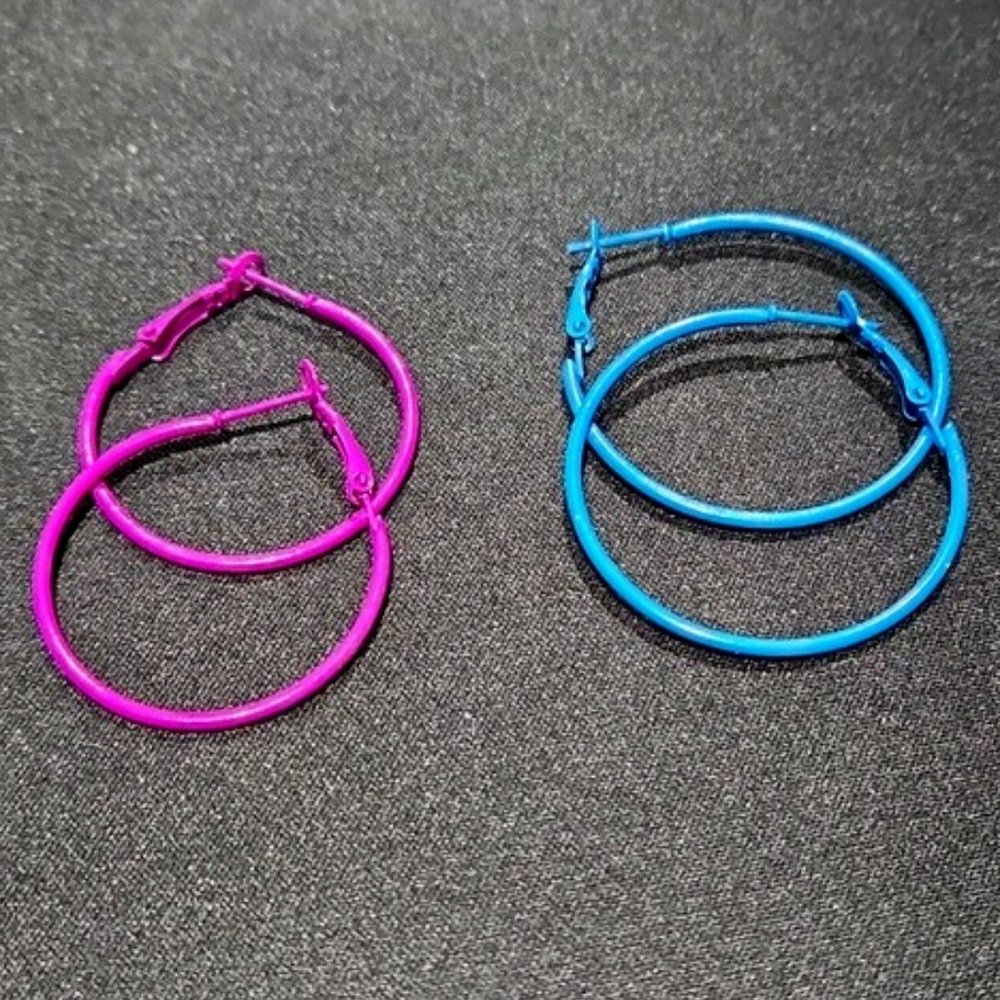 2 Pairs Purple & Blue Brand NEW Large Colorful Hoop Hinged Earrings Big Hoops